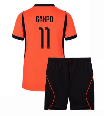 Holland Cody Gakpo #11 Hjemmebanetrøje Børn VM 2026 Kortærmet (+ Korte bukser)